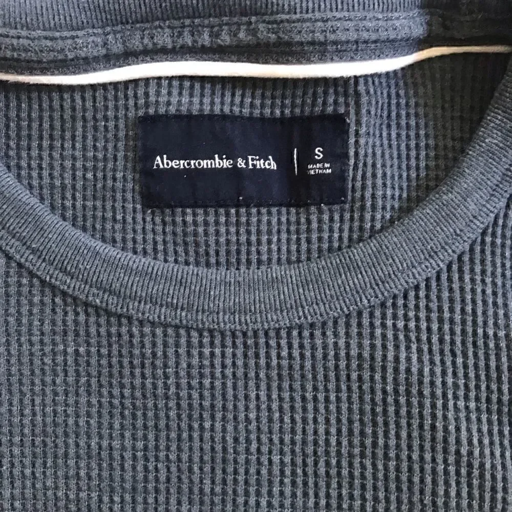 COPY - Abercrombie boys thermal long sleeve T-shirt size 13/14